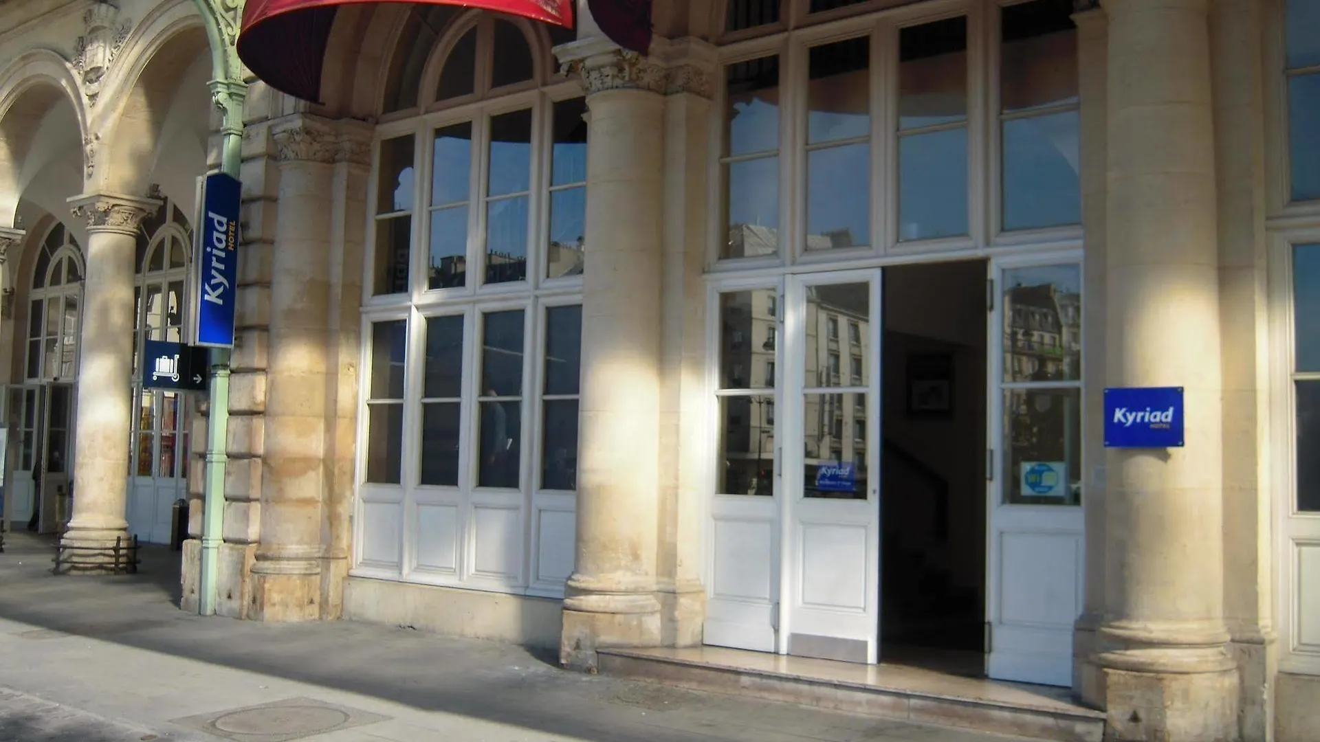 מלון Kyriad 10 - Gare De L'est פריז