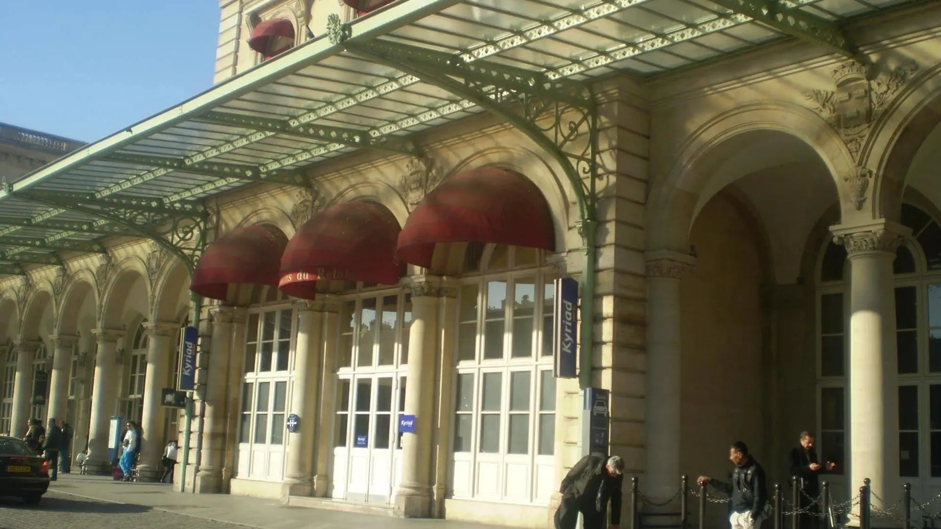 Kyriad 10 - Gare De L'est 3* Paris